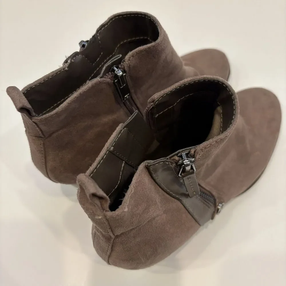 Liz Claiborne Boots Women‎ Booties Brown Suede Zipper Accent 7.5 M